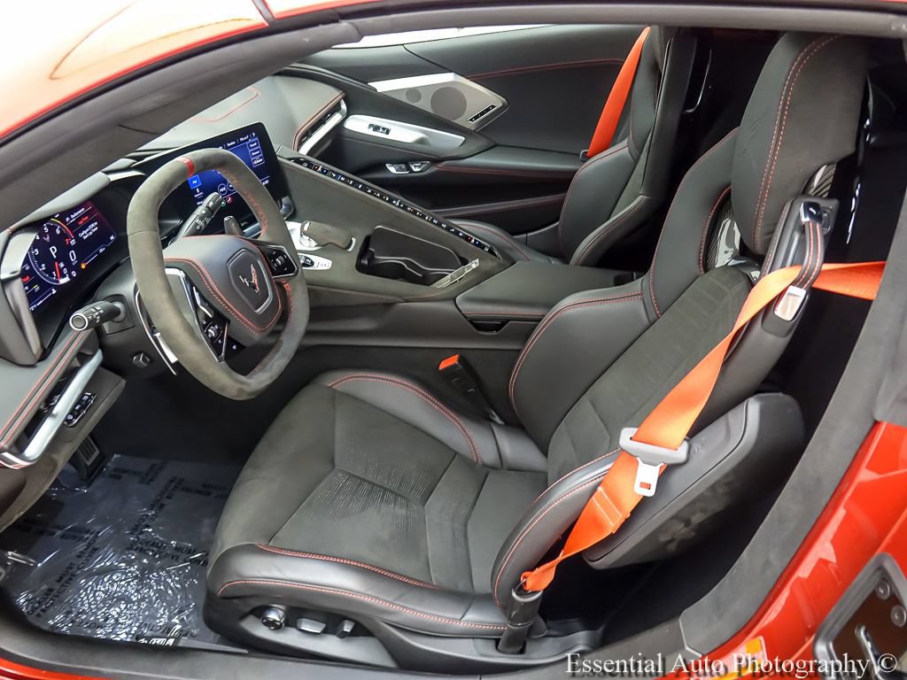 Used 2021 Chevrolet Corvette Stingray Premium Cpe w/ Z51 Performance Package RWD image 9