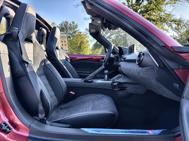 New 2026 MAZDA MX-5 Miata RF Club w/ Interior Package RWD image 27