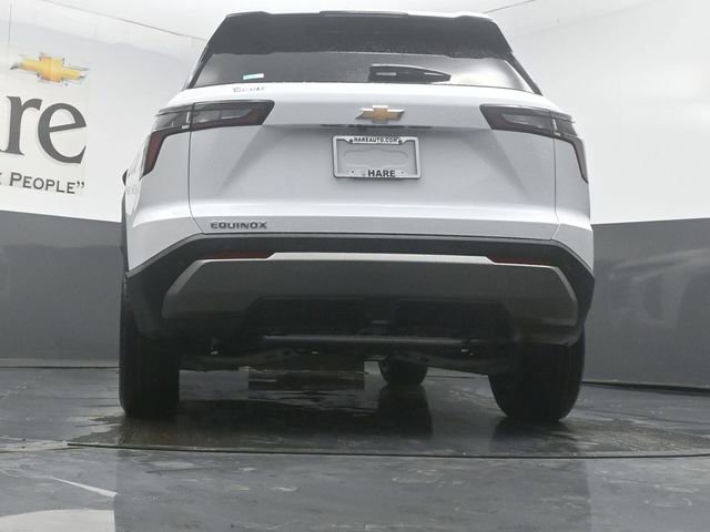 New 2026 Chevrolet Equinox LT image 32