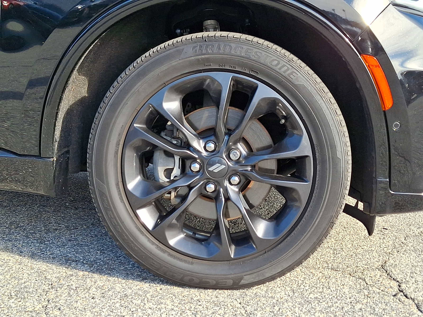 Used 2023 Dodge Durango R/T w/ Hemi Orange Plus Package image 8