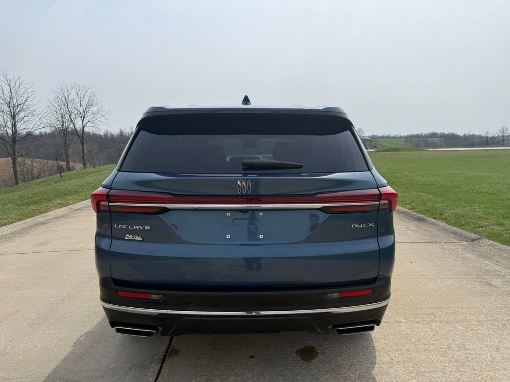 Used 2025 Buick Enclave Preferred w/ LPO, All-Weather Package image 4
