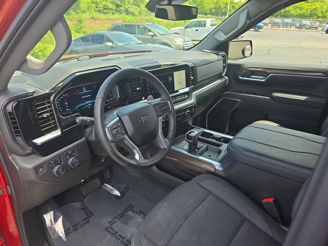 Used 2024 Chevrolet Silverado 1500 RST w/ Z71 Off-Road Package AWD/4WD image 19