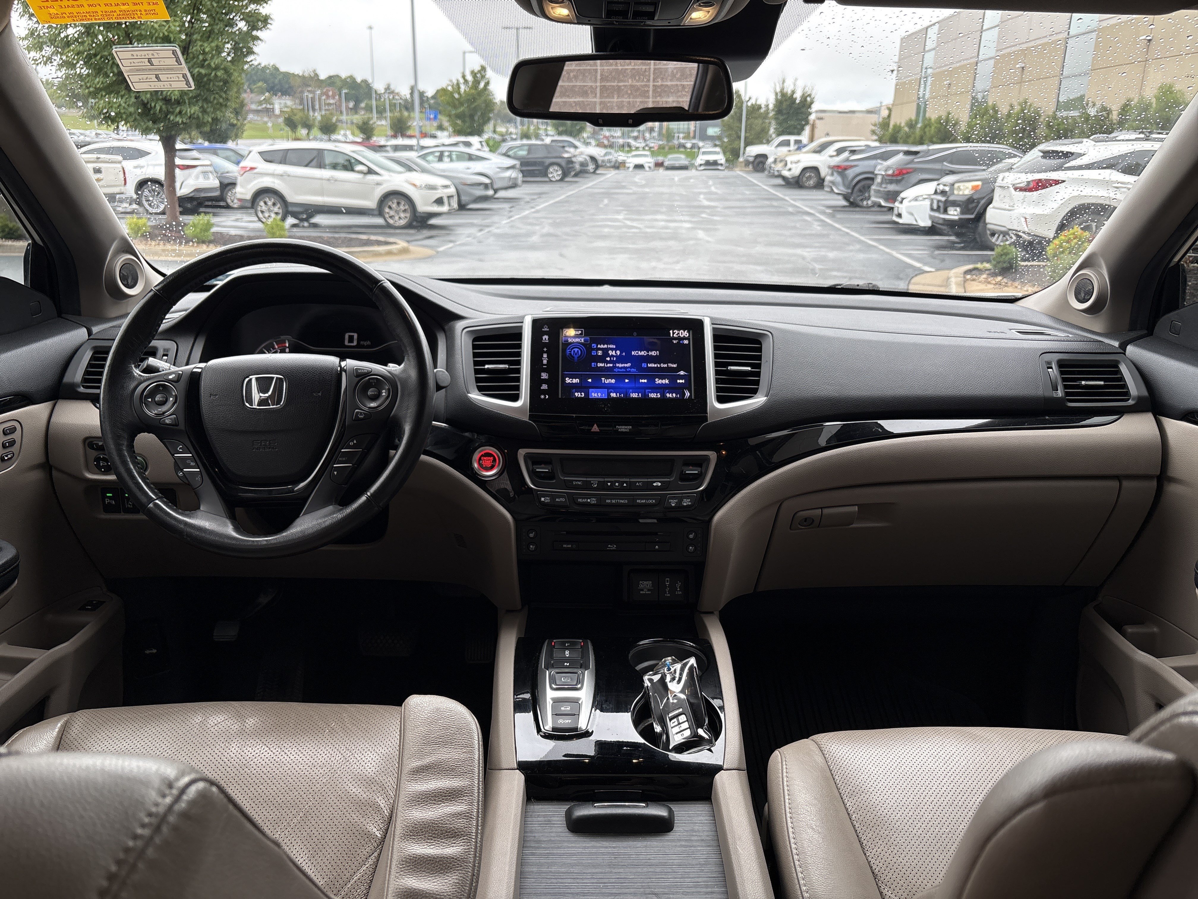 Used 2017 Honda Pilot Elite image 29