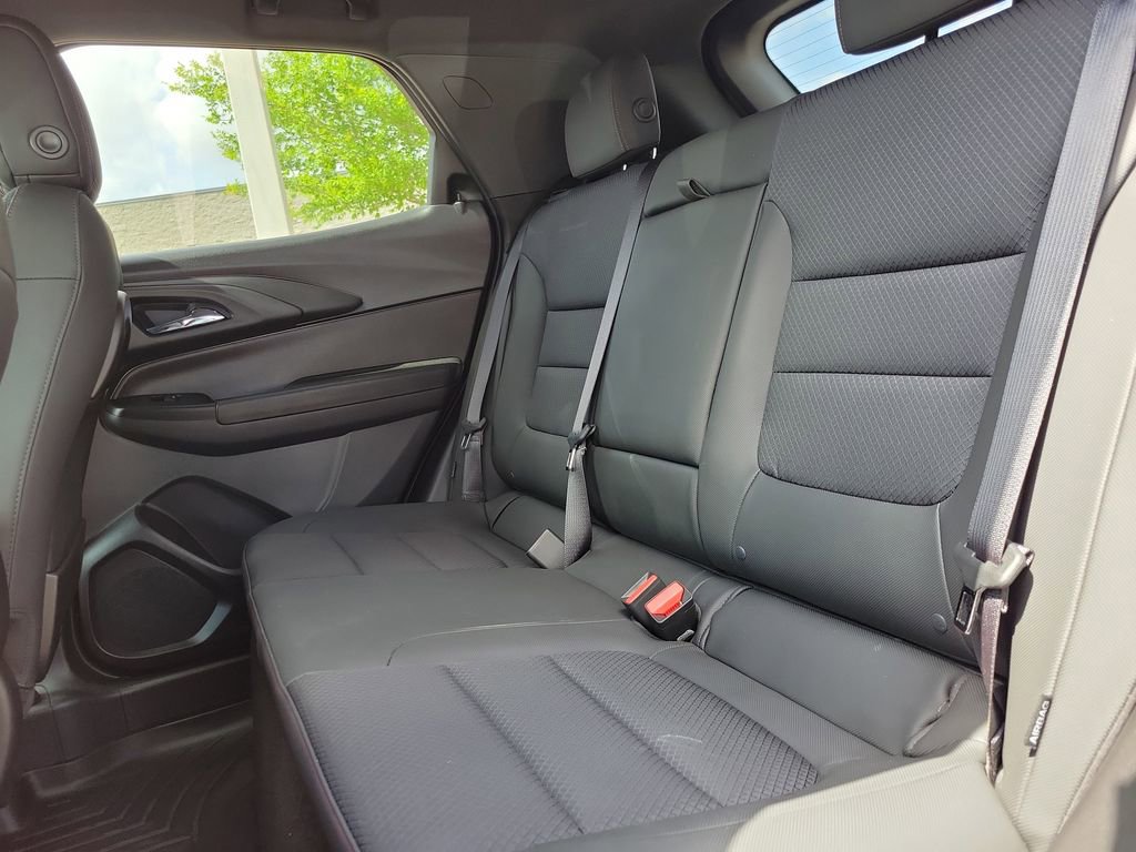 Used 2022 Chevrolet TrailBlazer RS image 11