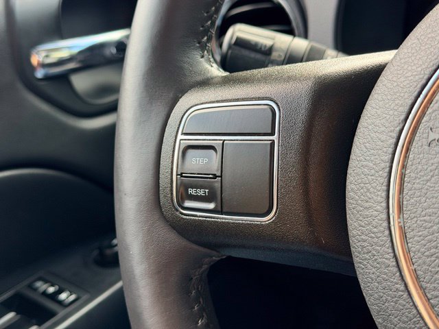 Used 2017 Jeep Patriot High Altitude AWD/4WD image 9