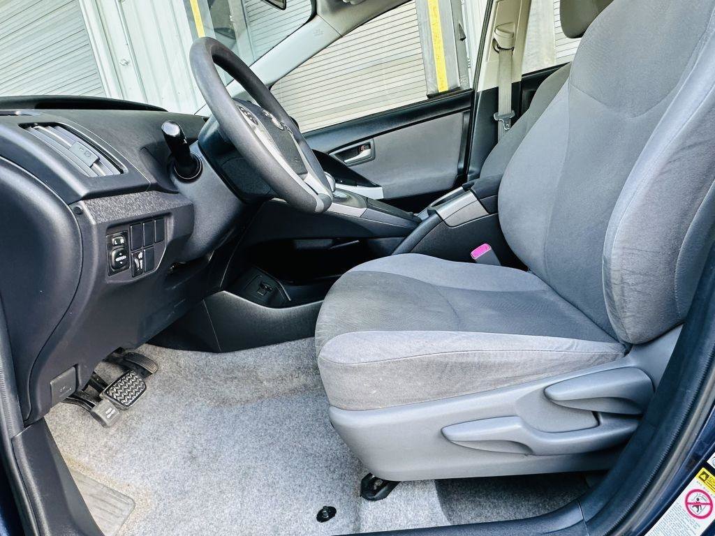 Used 2012 Toyota Prius Two FWD image 11