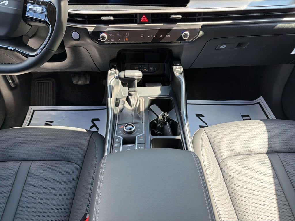 New 2026 Kia Sorento S image 28