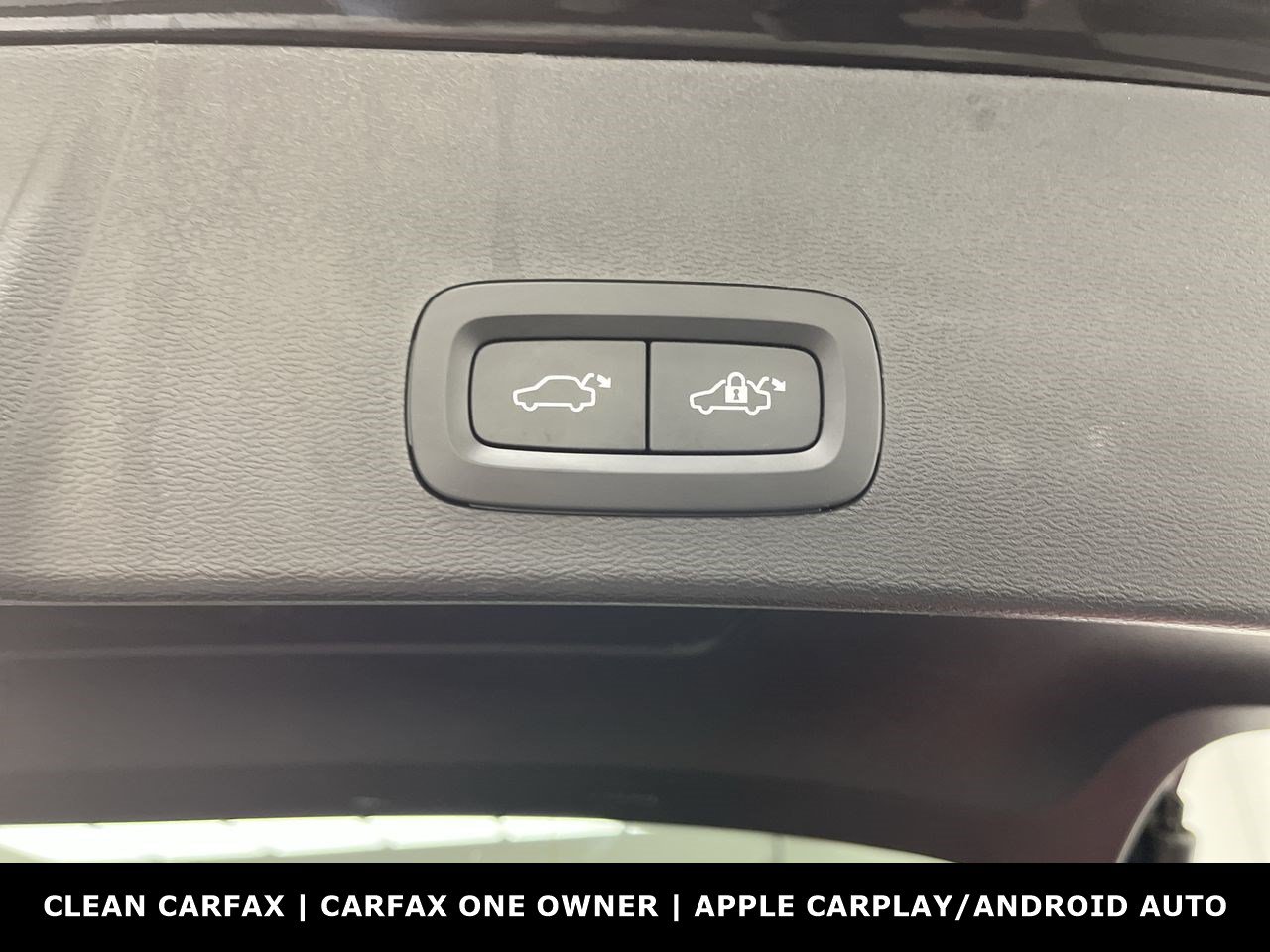 Used 2023 Volvo XC40 Recharge Plus AWD/4WD image 32