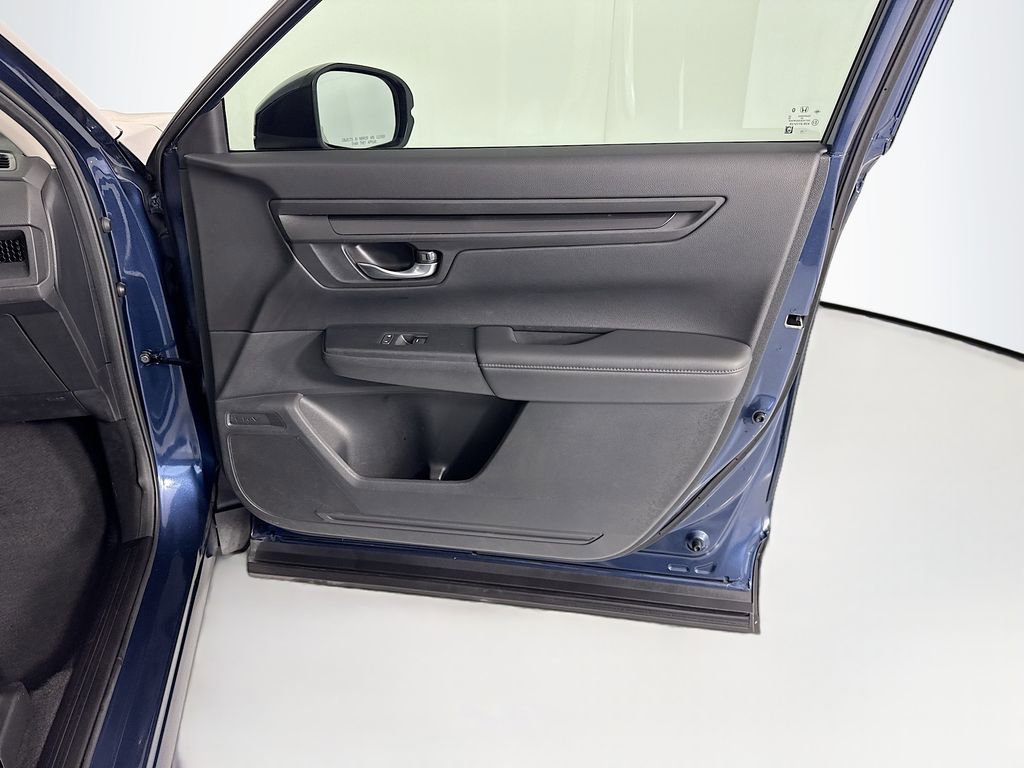 Used 2023 Honda CR-V LX image 25
