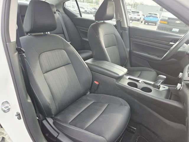 Used 2022 Nissan Altima 2.5 S image 11