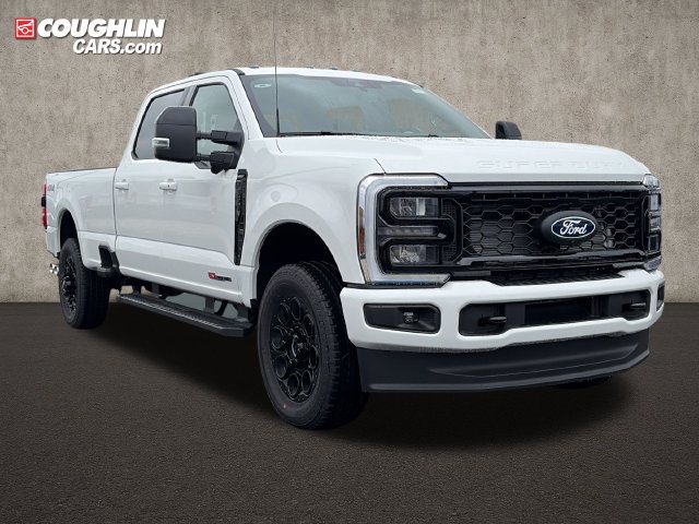 New 2027 Ford F350 Lariat w/ Black Appearance Package