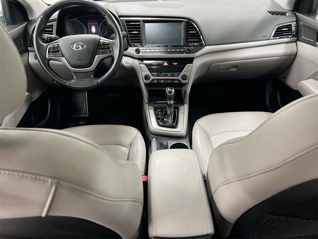 Used 2017 Hyundai Elantra Limited w/ Limited Tech Package 04 image 10