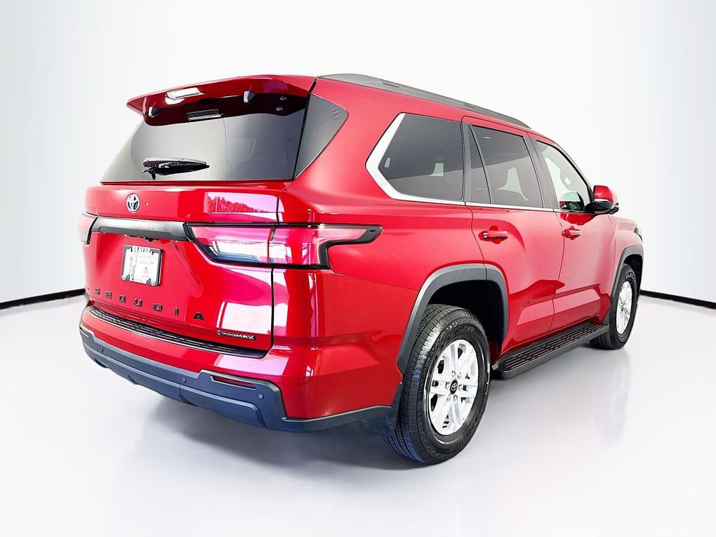 Used 2025 Toyota Sequoia SR5 image 10