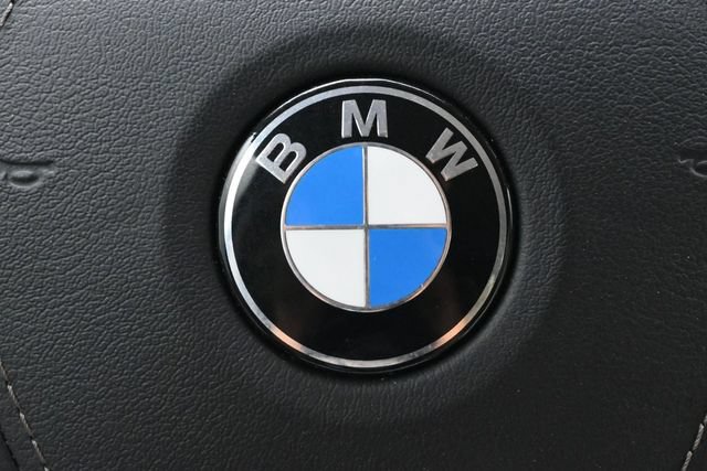 Used 2020 BMW X7 xDrive40i w/ Premium Package AWD/4WD image 9
