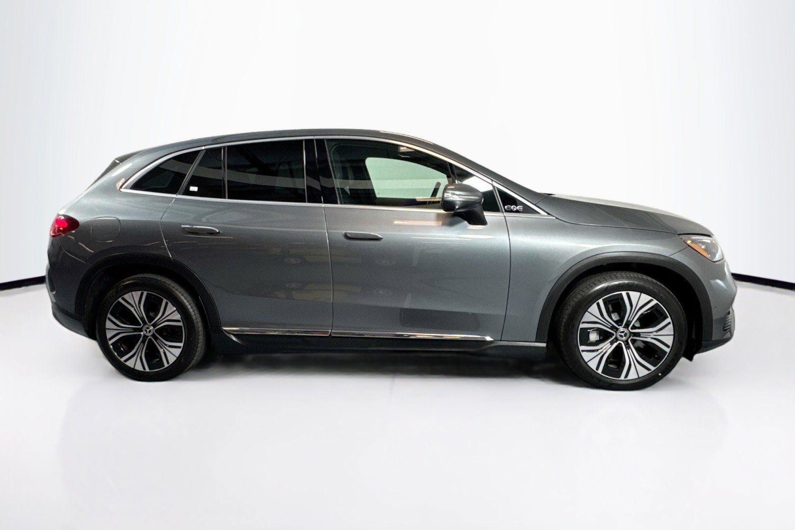 Certified 2023 Mercedes-Benz EQE 350+ 4MATIC SUV image 4