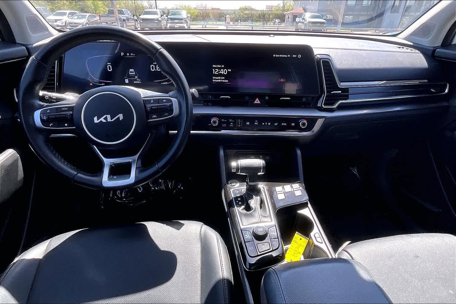 Used 2023 Kia Sportage EX image 14