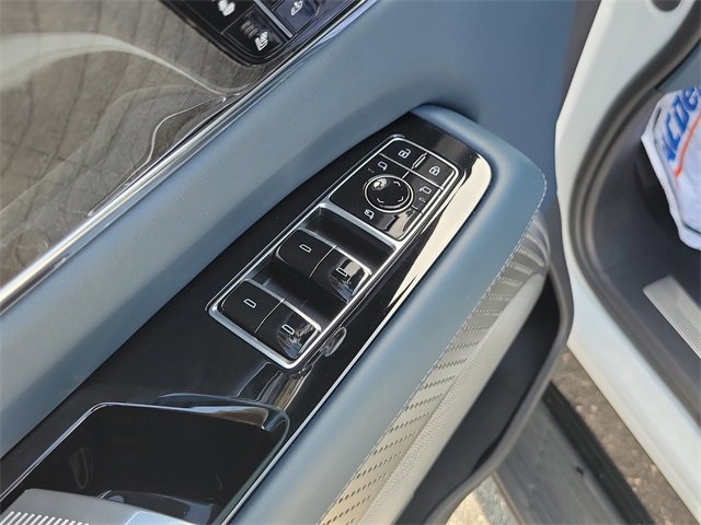 New 2025 Cadillac Escalade IQ Sport 2 w/ LPO, ONYX Package image 20