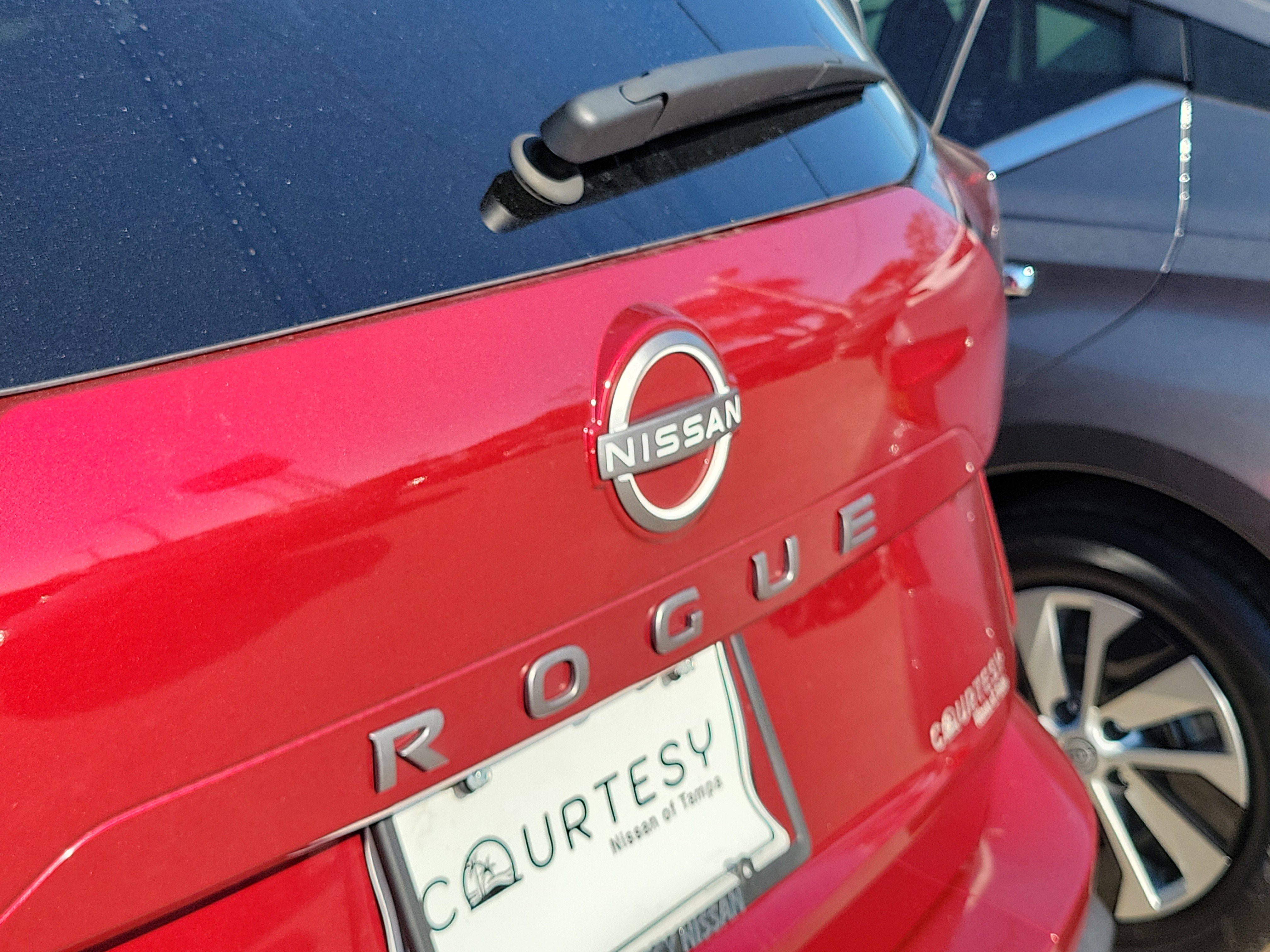 Certified 2025 Nissan Rogue S image 8