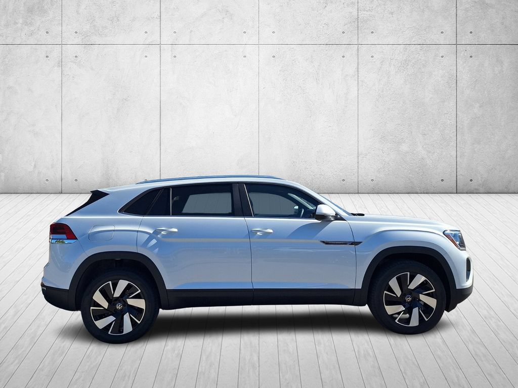 New 2026 Volkswagen Atlas Cross Sport SE image 4