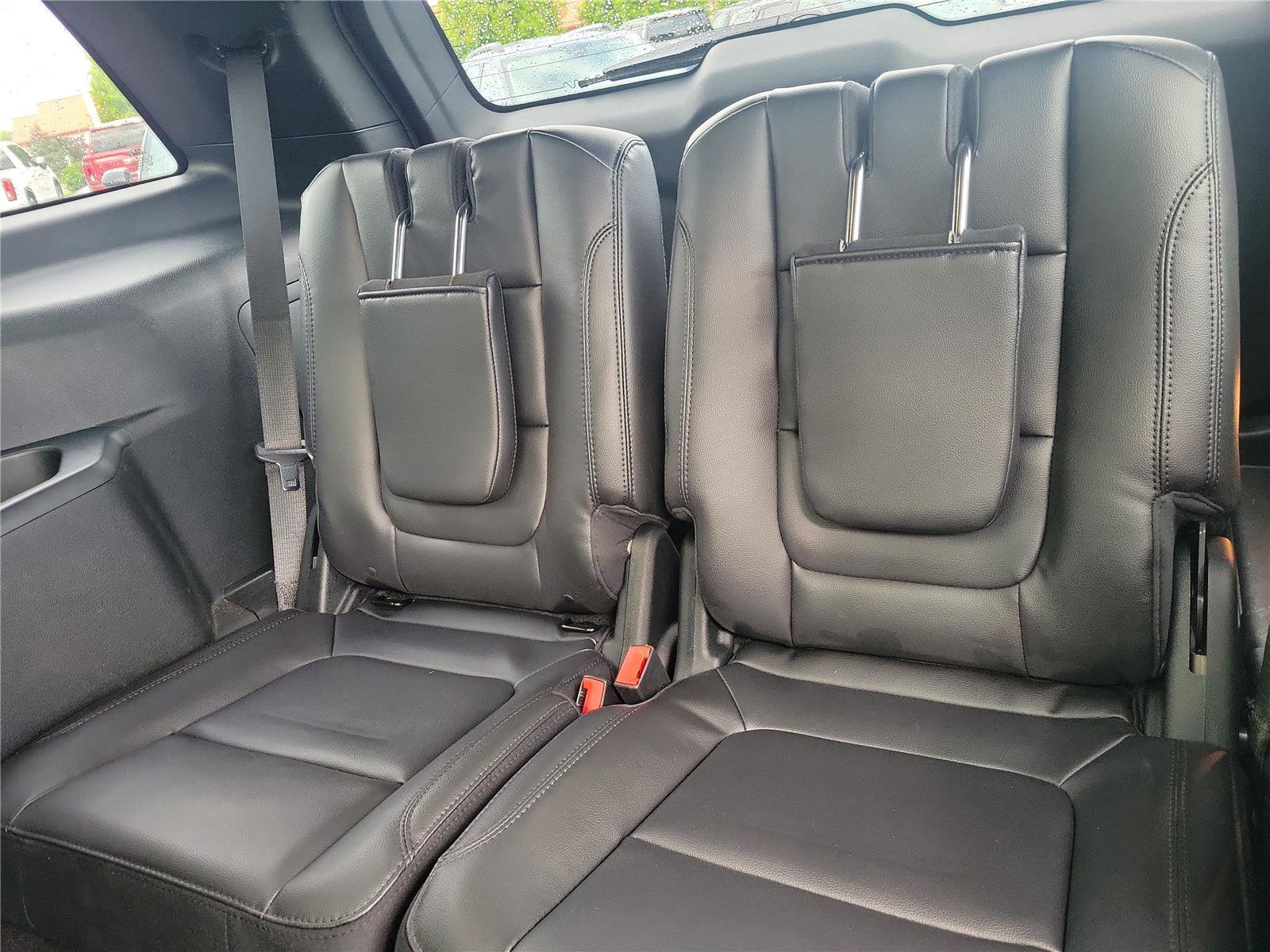 Used 2019 Ford Explorer XLT w/ Equipment Group 202A image 14