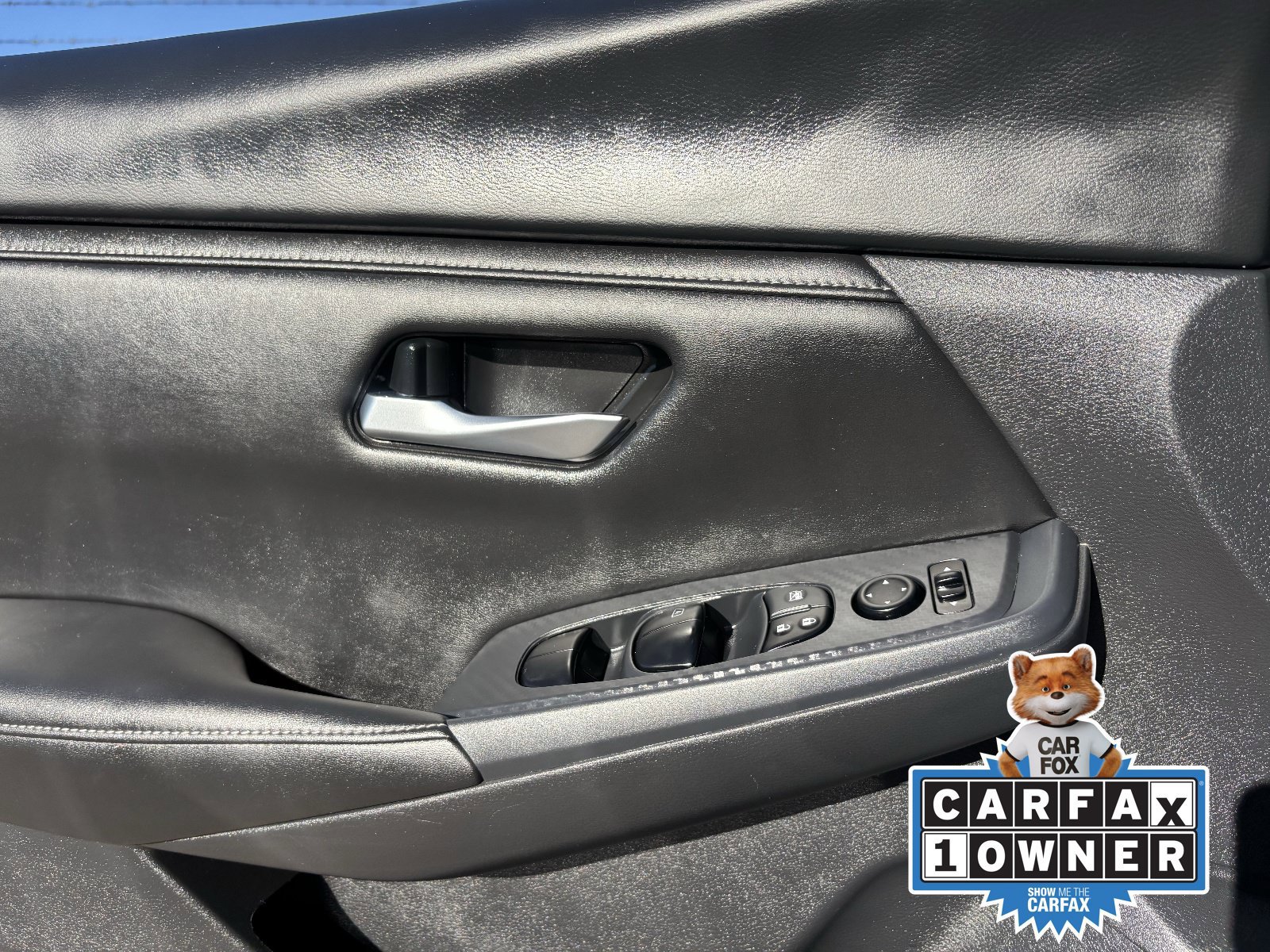 Used 2025 Nissan Sentra SV w/ Trunk Package FWD image 22