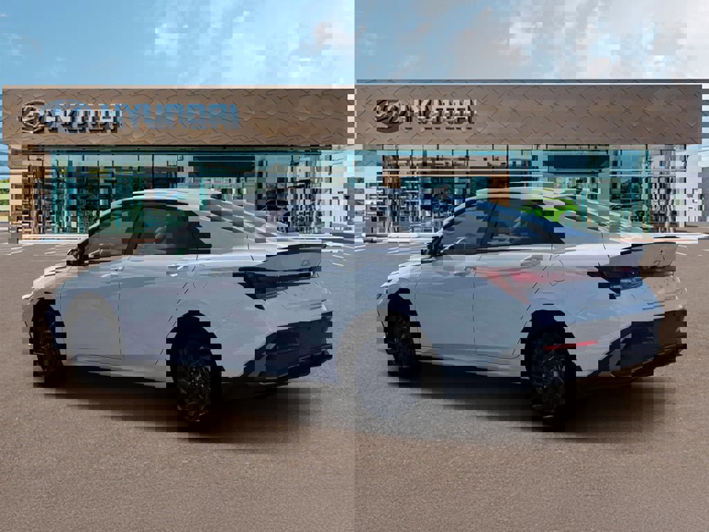 New 2026 Hyundai Elantra Sport image 4