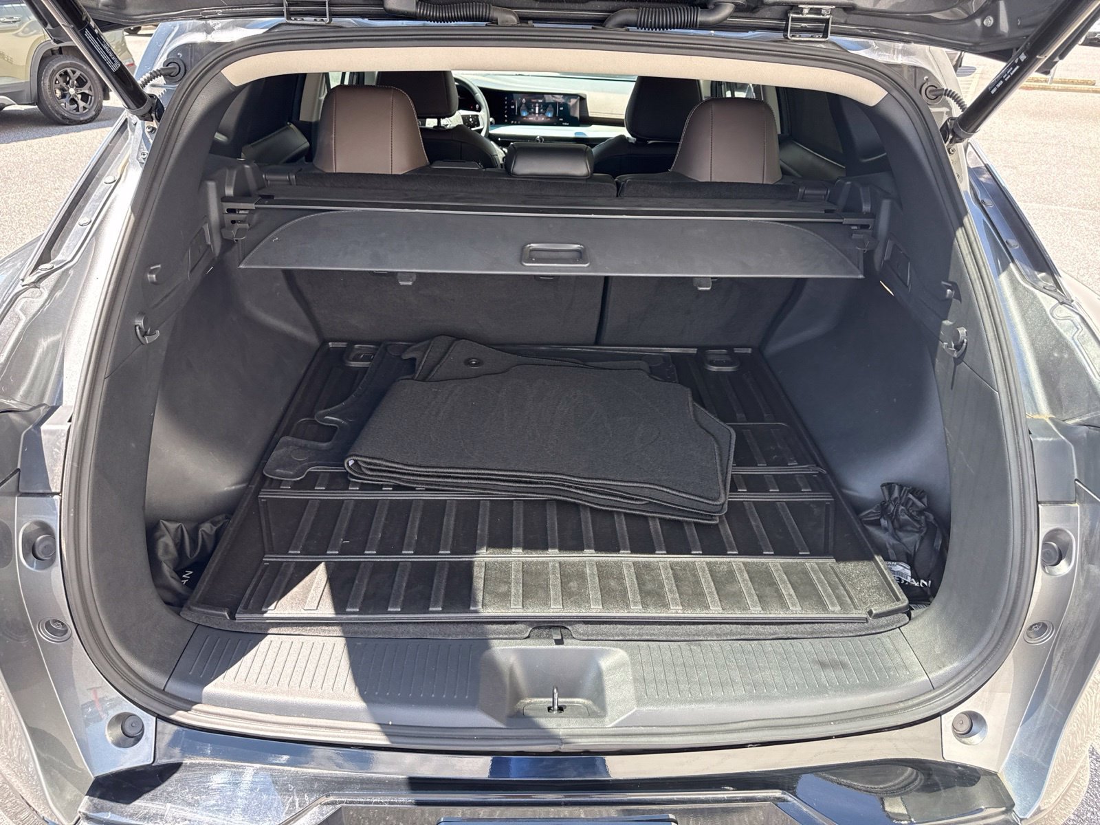 Used 2025 Nissan Murano Platinum w/ Cargo Package AWD/4WD image 13
