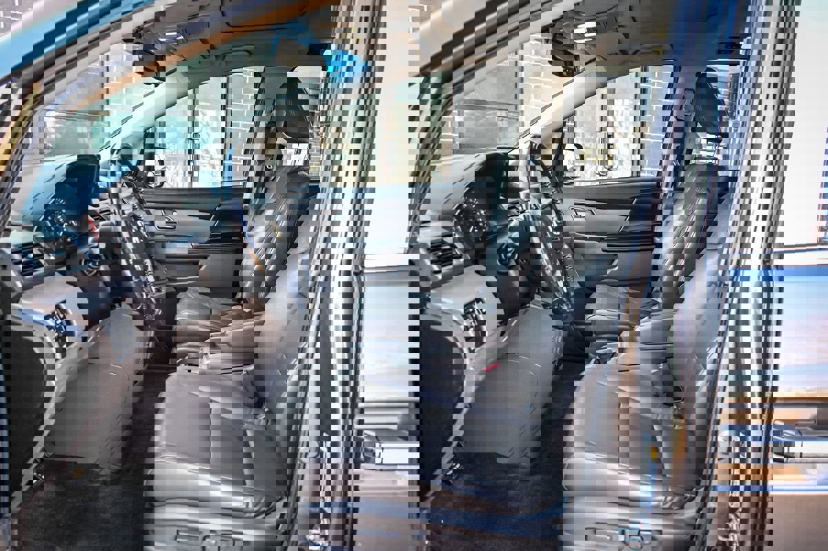 Used 2011 Honda Odyssey EX-L image 8