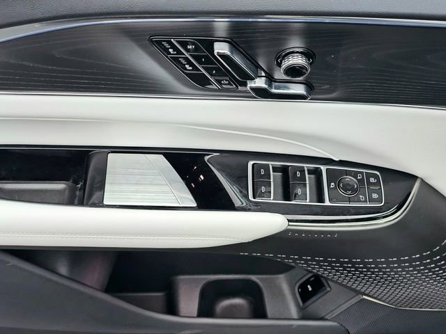 Used 2024 Cadillac Lyriq Luxury w/ LPO, Floor Liner Package image 21