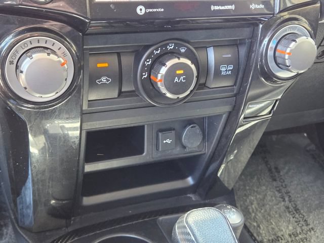 Used 2022 Toyota 4Runner TRD Off-Road Premium w/ Moonroof Package AWD/4WD image 22