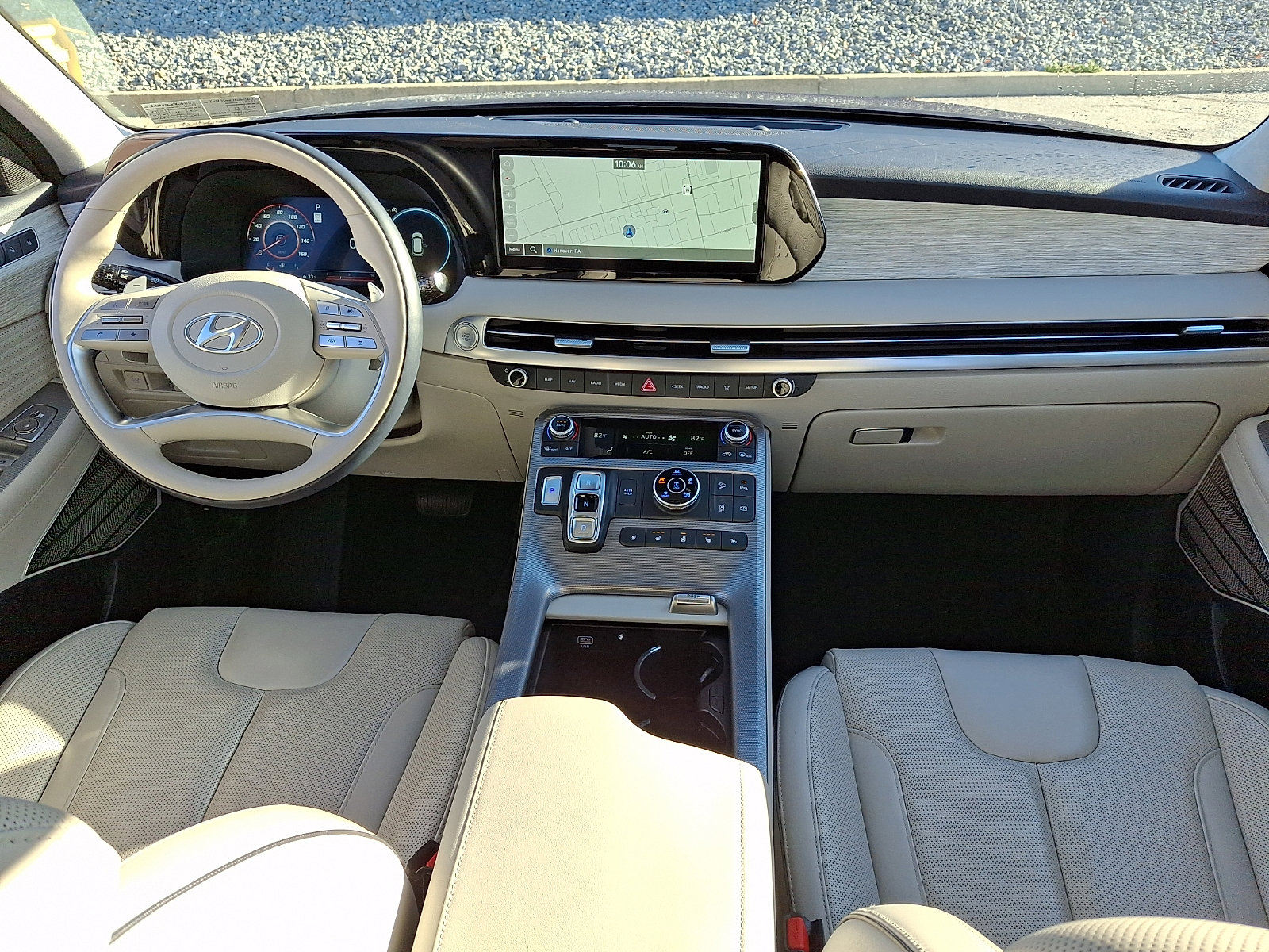 Used 2024 Hyundai Palisade Calligraphy image 15