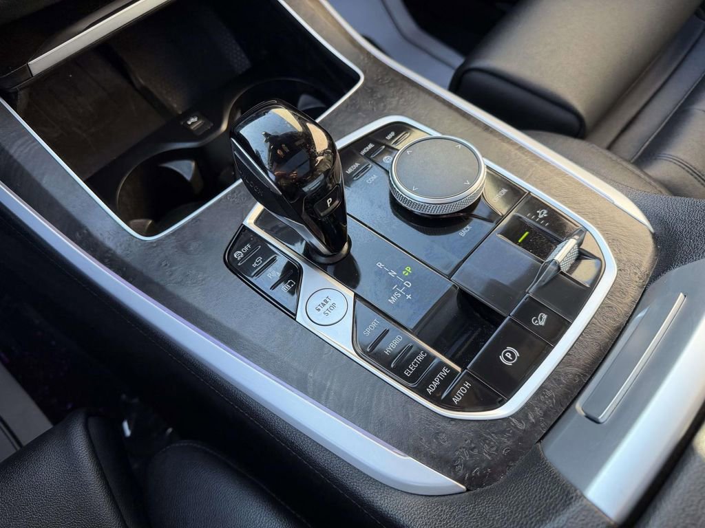 Used 2022 BMW X5 xDrive45e image 37