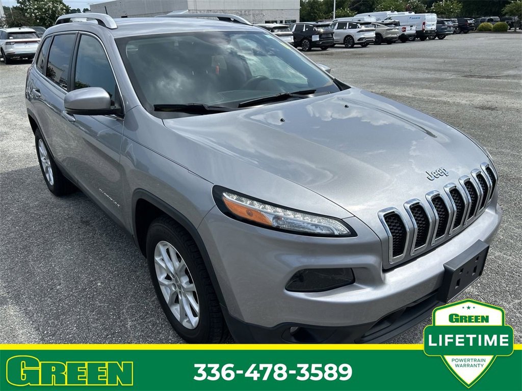 Used 2016 Jeep Cherokee Latitude w/ Safety/Convenience Group