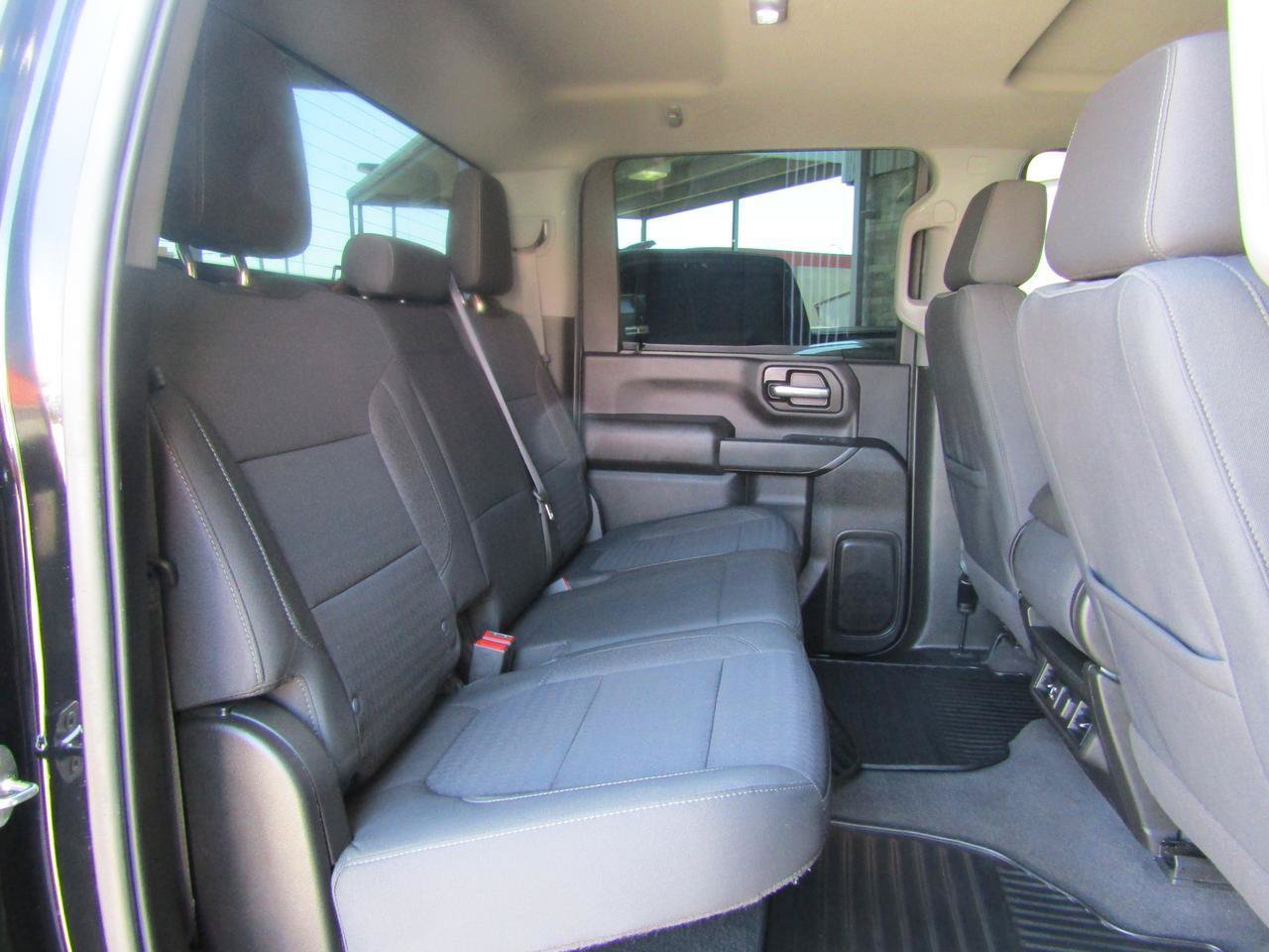 Used 2022 Chevrolet Silverado 2500 LT w/ Midnight Edition AWD/4WD image 13