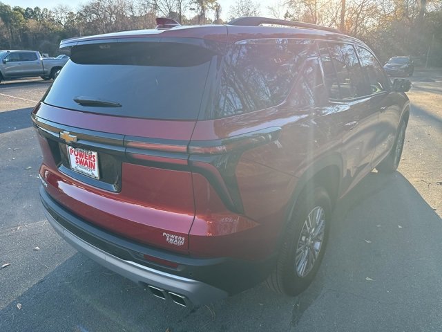 Used 2026 Chevrolet Traverse LT w/ Enhanced Driving Package image 5