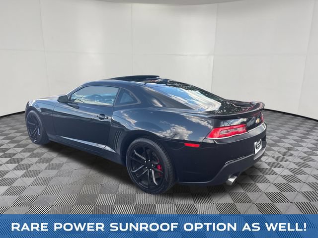 Used 2015 Chevrolet Camaro SS w/ SS Performance Package RWD image 3