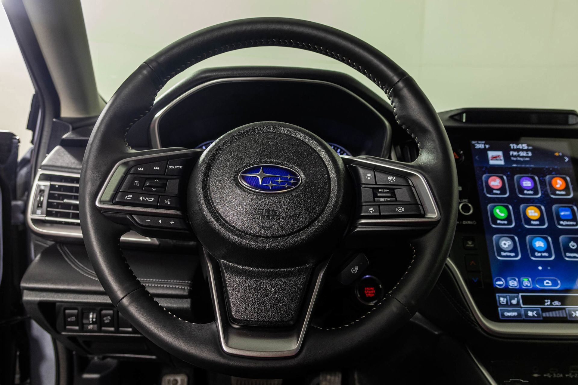 Used 2025 Subaru Outback Touring XT AWD/4WD image 32