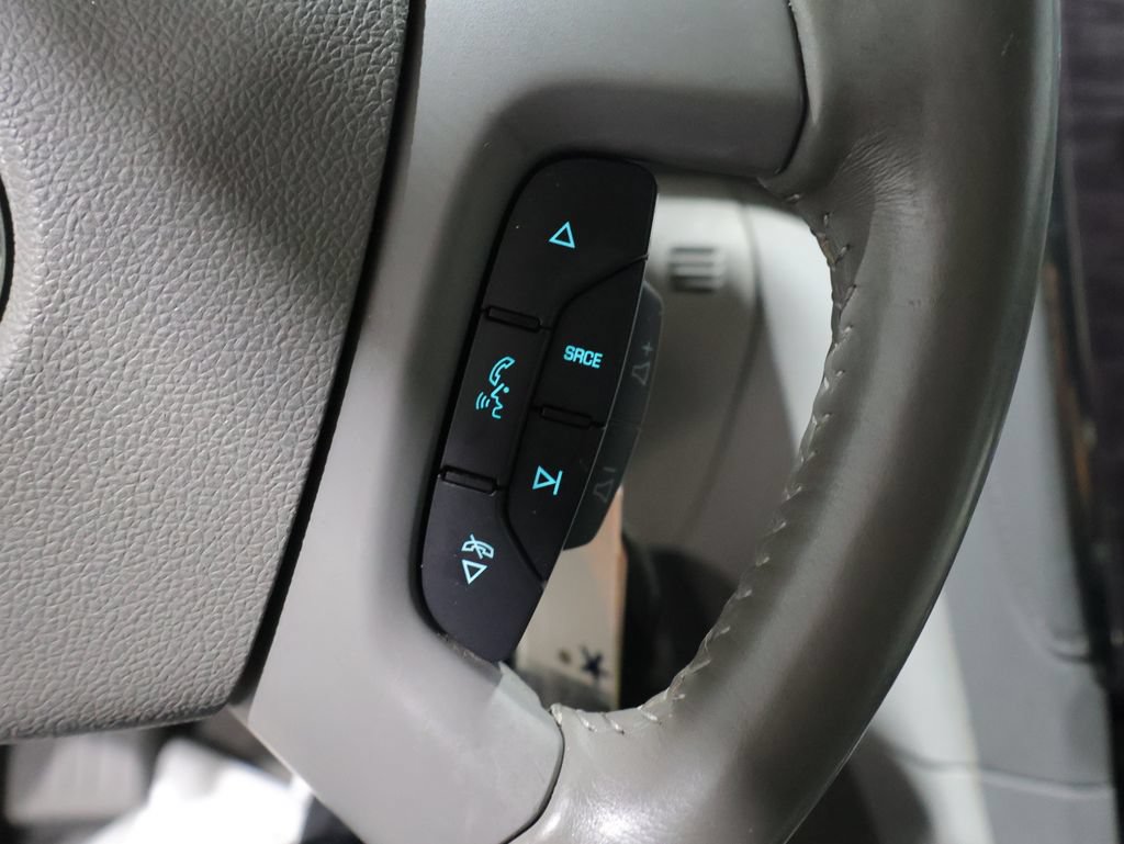Used 2017 Buick Enclave Premium AWD/4WD image 36