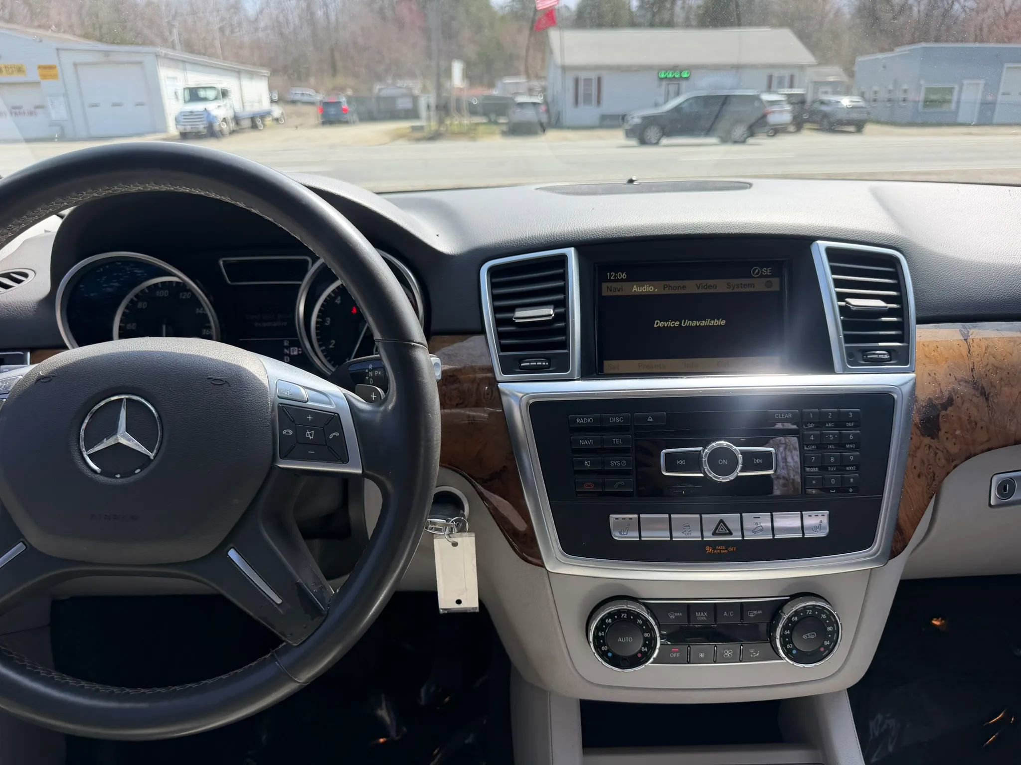 Used 2012 Mercedes-Benz ML 350 4MATIC image 36