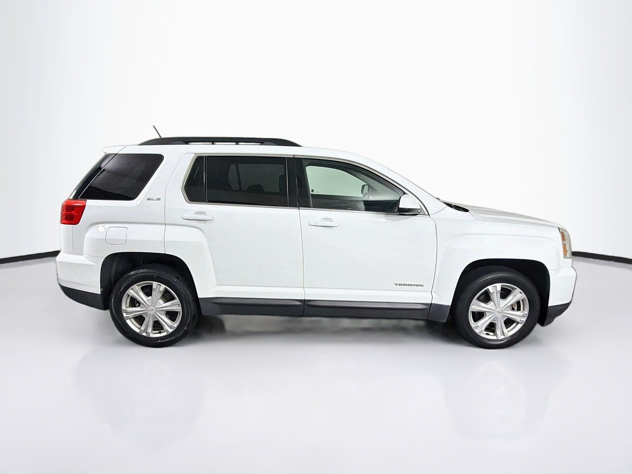 Used 2017 GMC Terrain SLE w/ Convenience Package FWD image 10