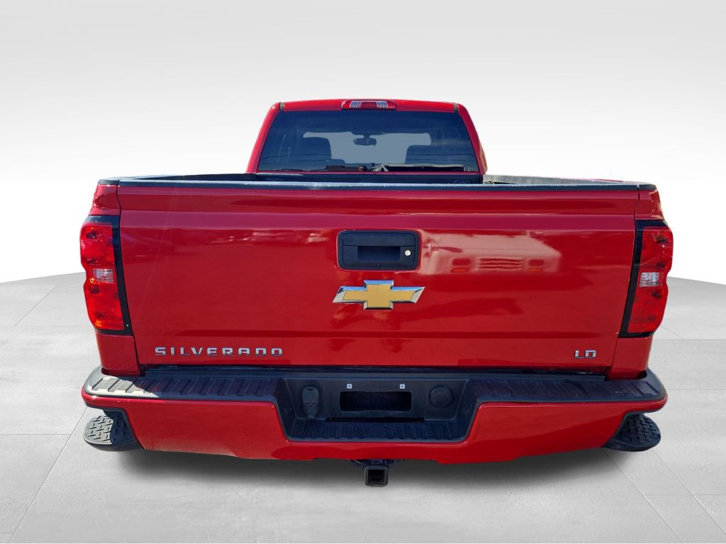 Used 2019 Chevrolet Silverado 1500 Custom w/ Custom Convenience Package AWD/4WD image 4