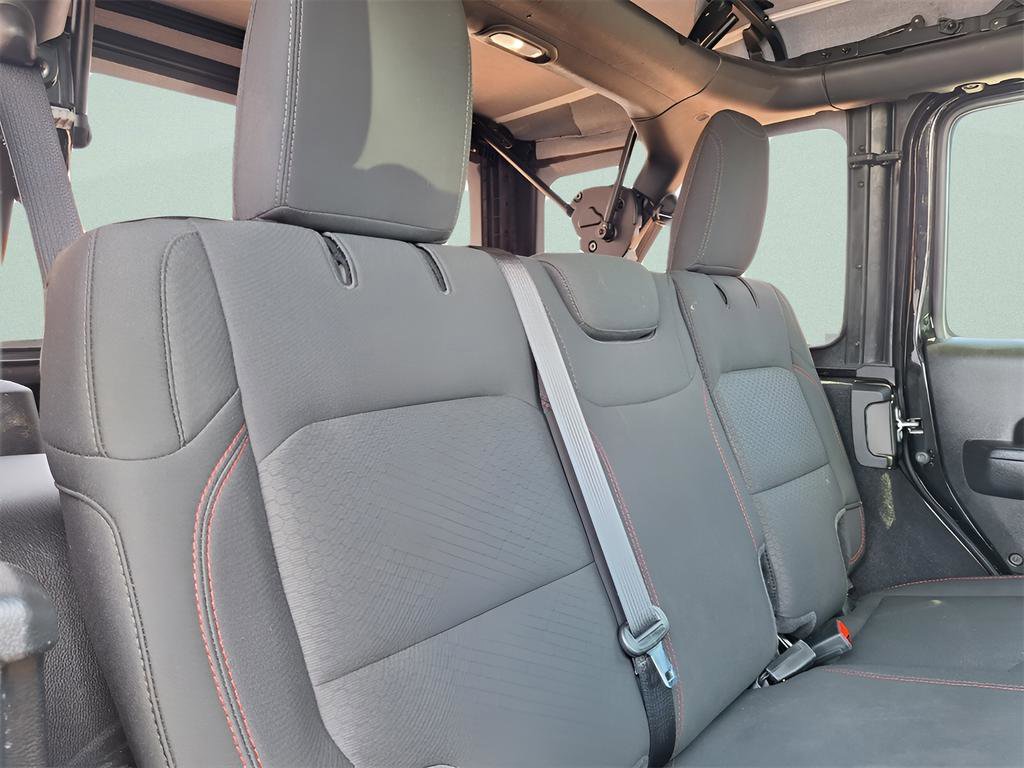 Used 2022 Jeep Wrangler Unlimited Rubicon image 29