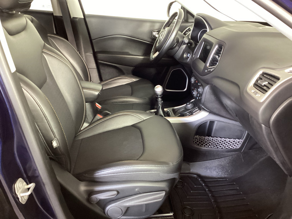 Used 2019 Jeep Compass Latitude AWD/4WD image 9
