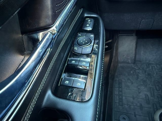 Used 2023 Lincoln Corsair AWD w/ Equipment Group 101A image 18