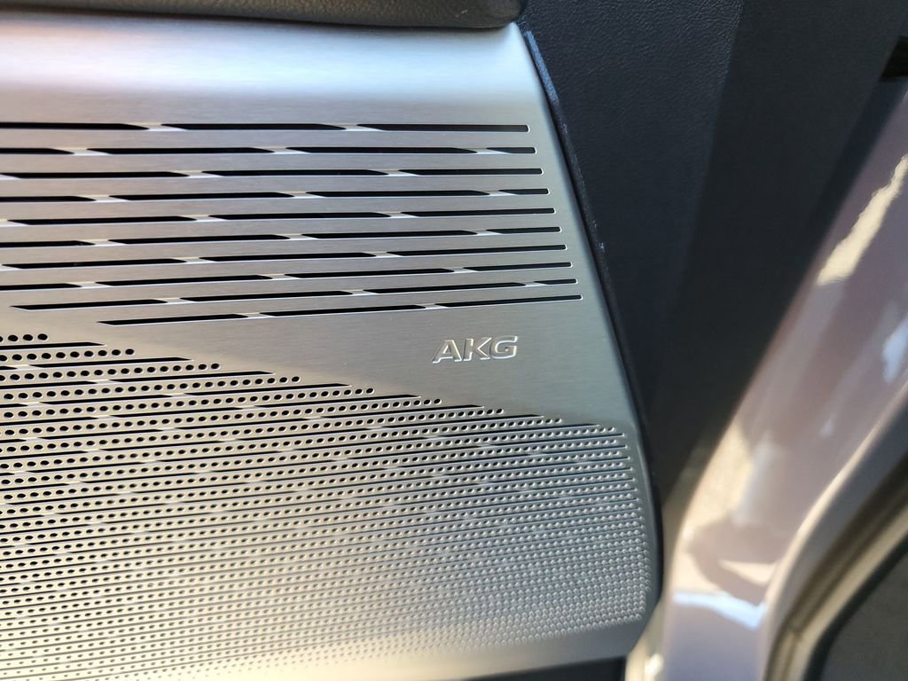 New 2026 Cadillac Optiq Luxury 1 image 24