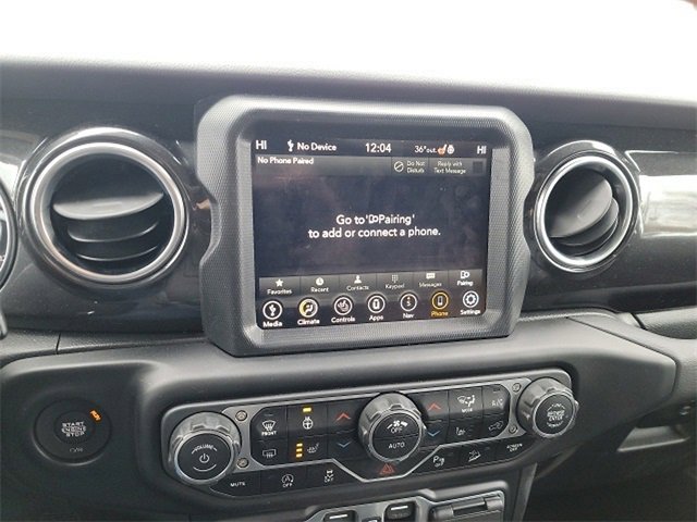 Used 2020 Jeep Wrangler Unlimited Sahara image 11