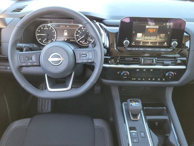 New 2025 Nissan Pathfinder SV image 9