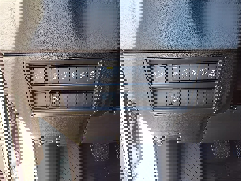 New 2025 Toyota Tundra Limited image 14