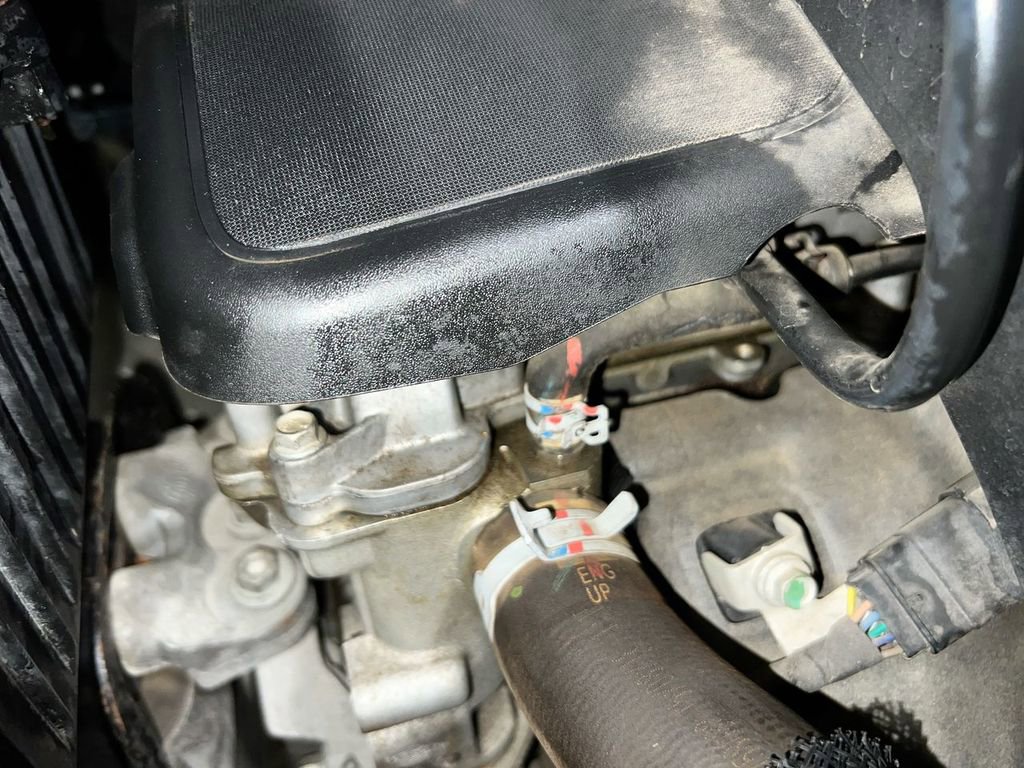 Used 2016 Chevrolet Equinox LT w/ Convenience Package image 28