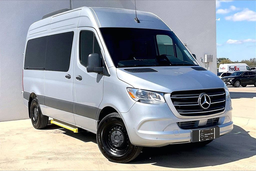 New 2025 Mercedes-Benz Sprinter 2500